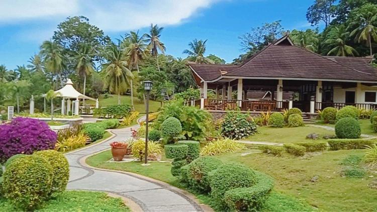 Kembali With Sea View