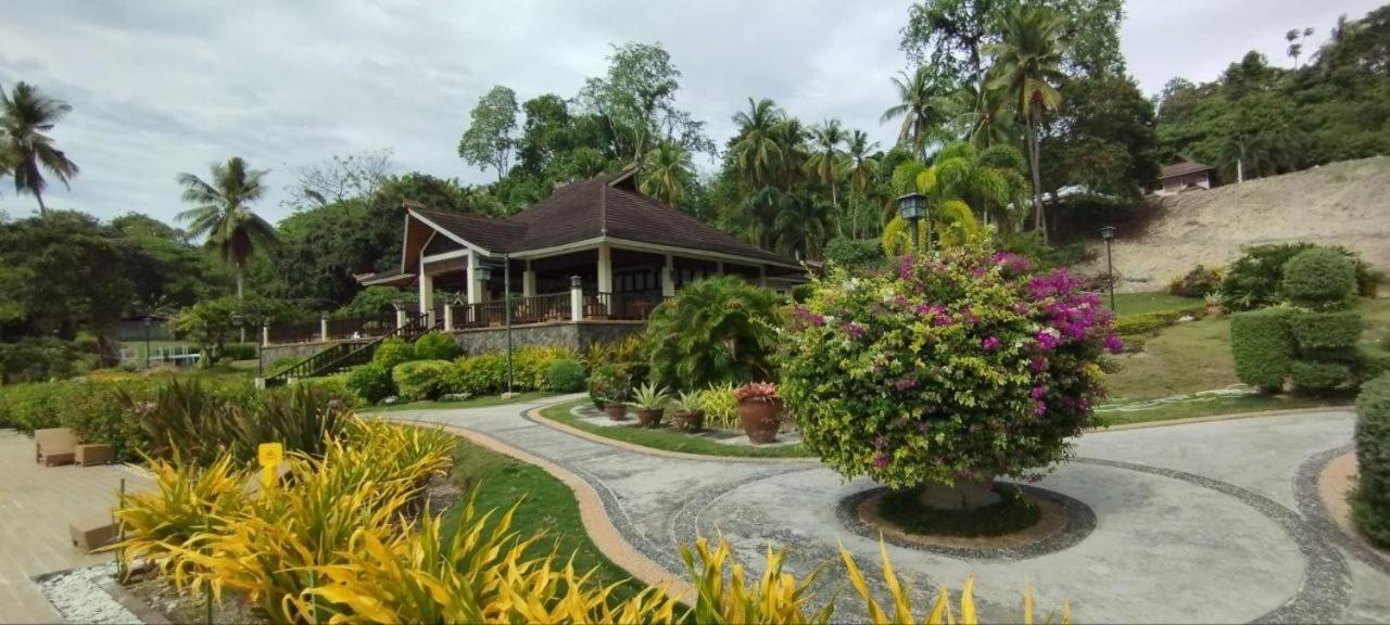 Kembali With Sea View